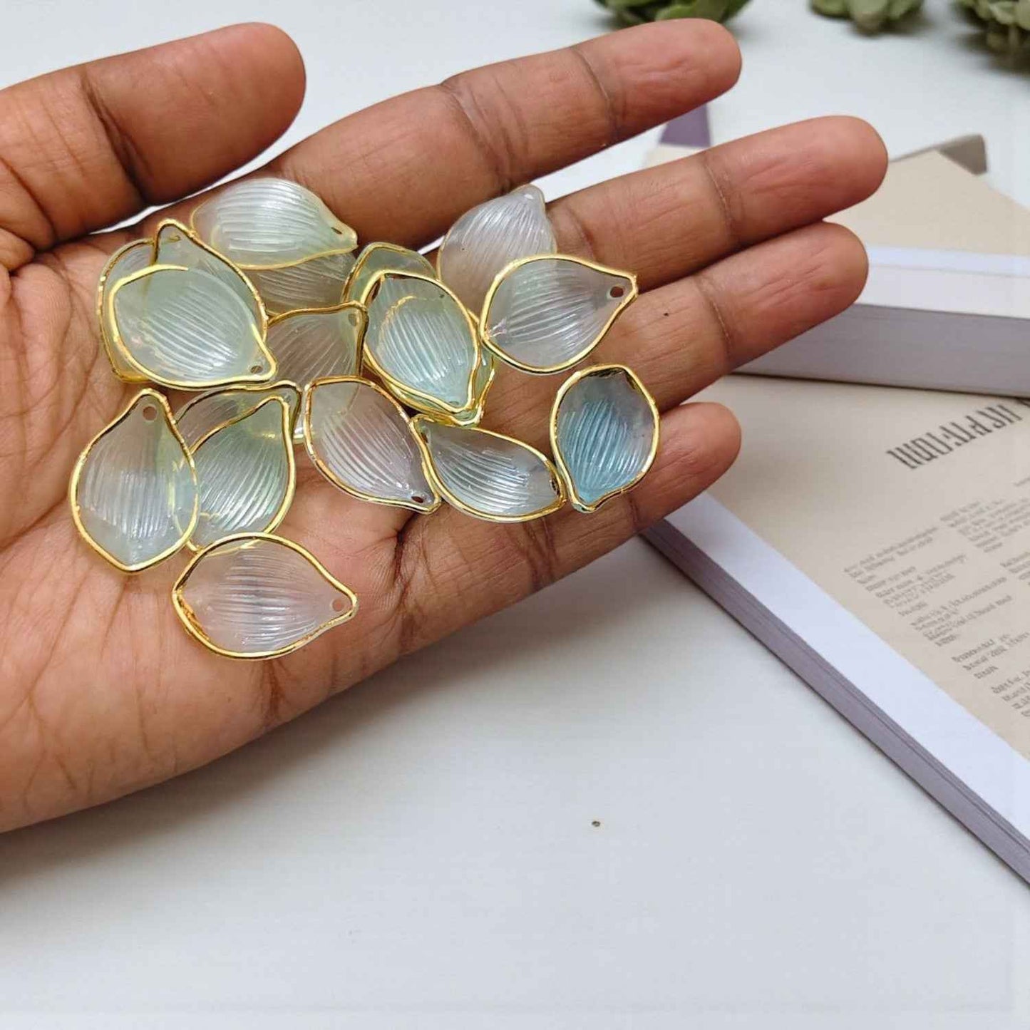Acrylic Leaf Petal - Light Green (10 Gms)