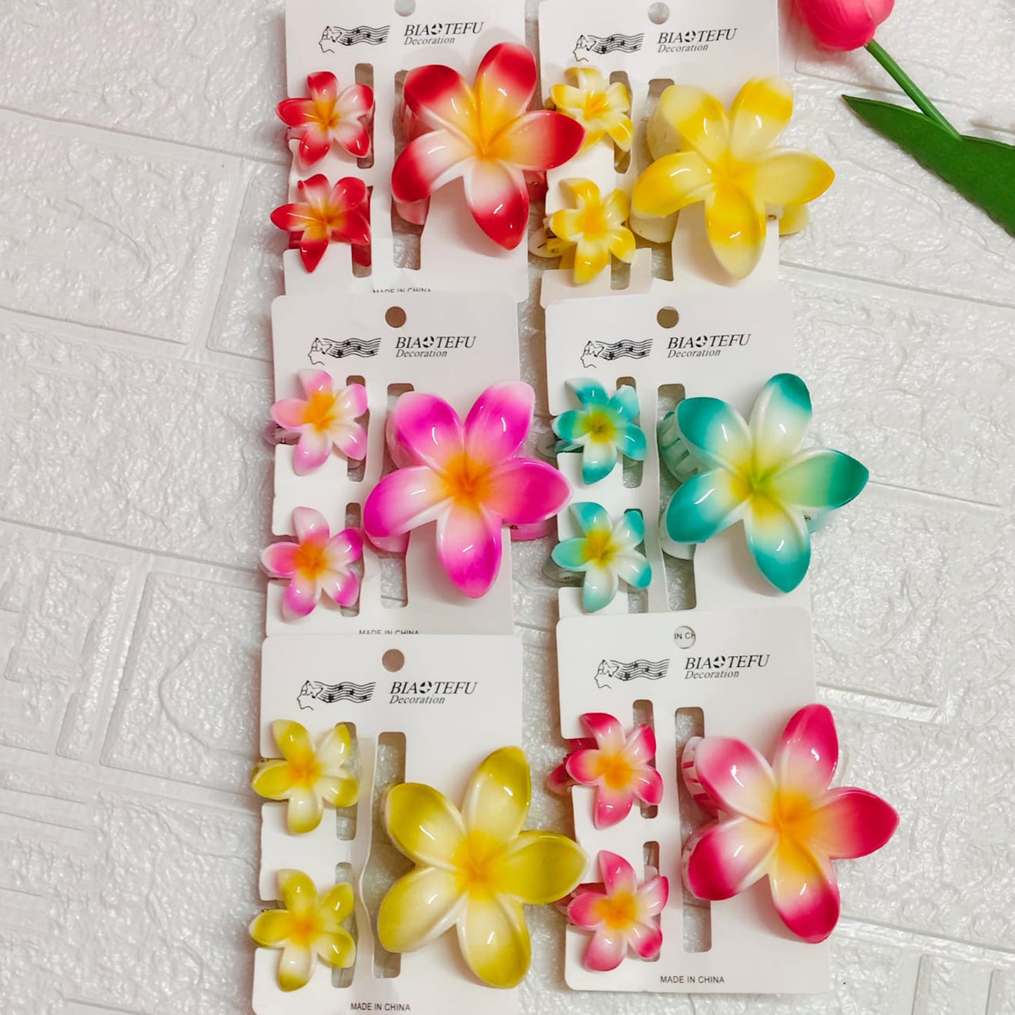 Multicolor flower Korean claw clip stylish hair accessory with strong gripand girls