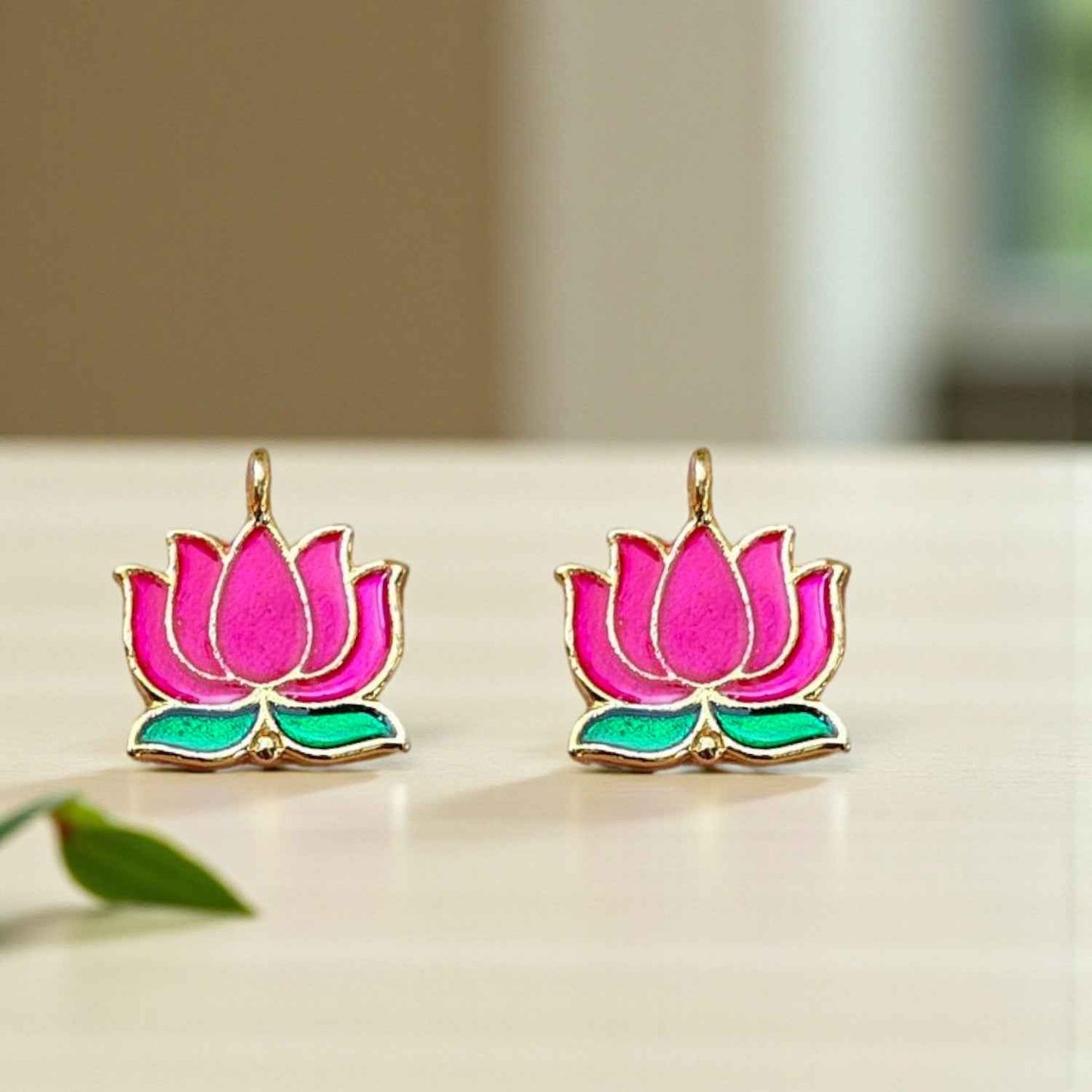 Lotus Pendant - Dark Pink and Green (1 PC)