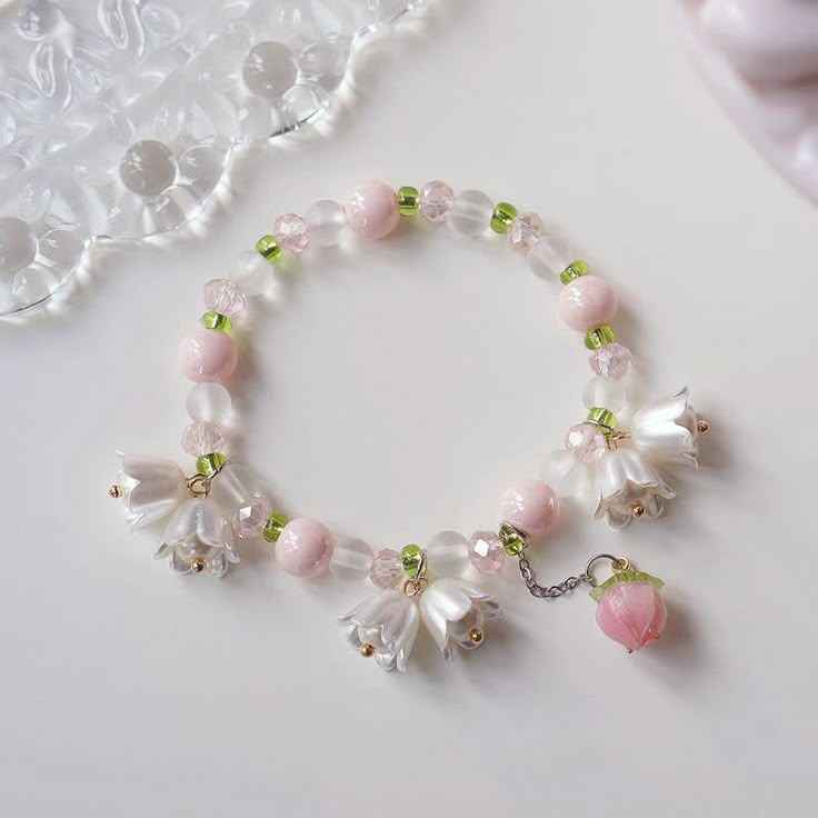 Acrylic Flower Buds Cap - White (10 gms)