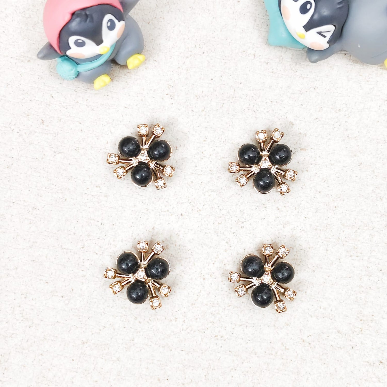 Black pearl flower patch with stone for jewellery making featuring floral pearl and crystal design for earrings, necklaces and DIY accessories