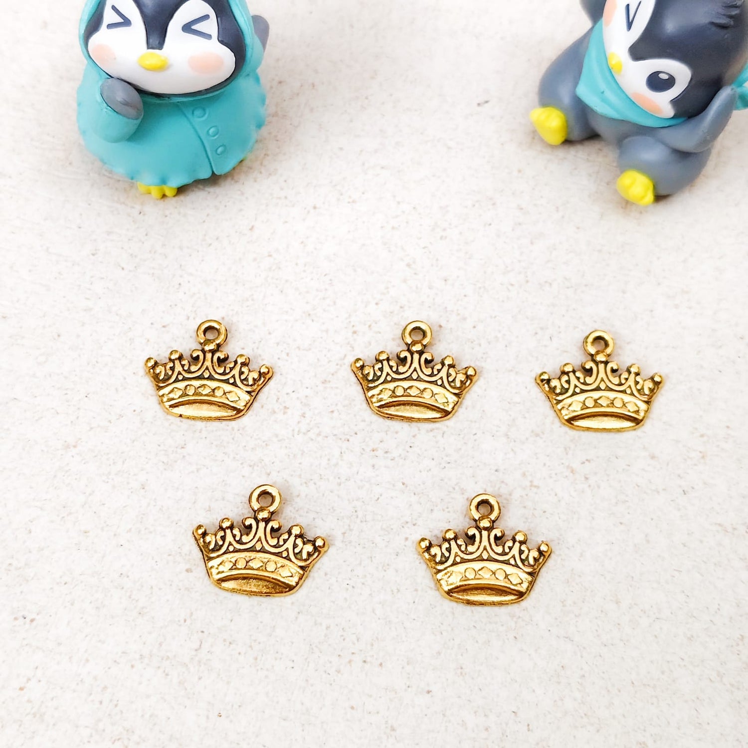 Gold crown metal charm for jewellery making and DIY accessories making