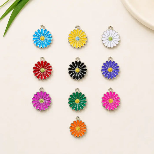 Daisy Flower Charm - 1 pc