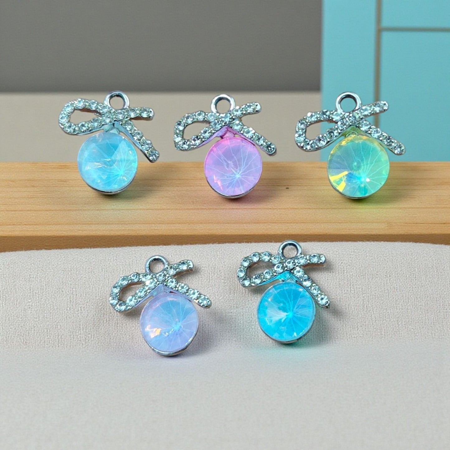 Luxury Bow Tied Shimmering Stone Charm - 1 PC