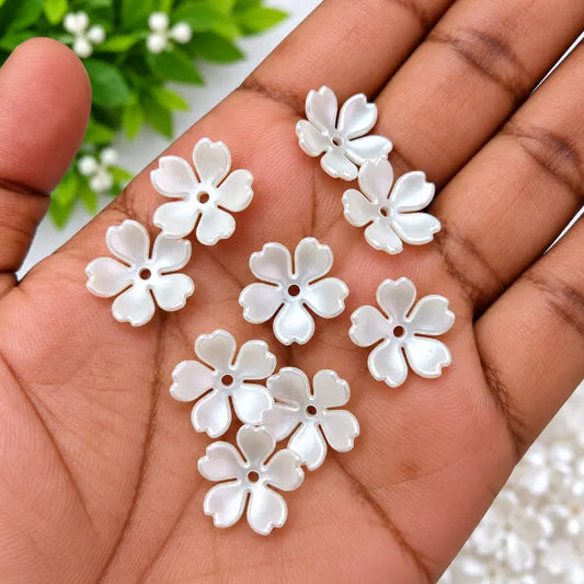 Pearl Finish Flower Beads