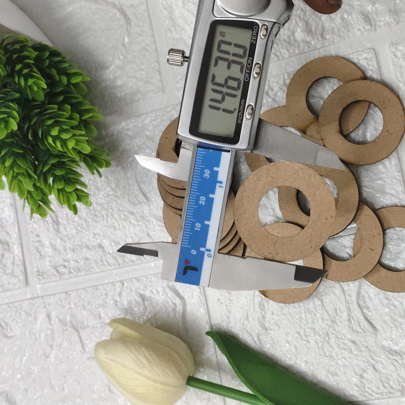 1.5 inch ring type round MDF base for craft, jewellery and DIY decoration