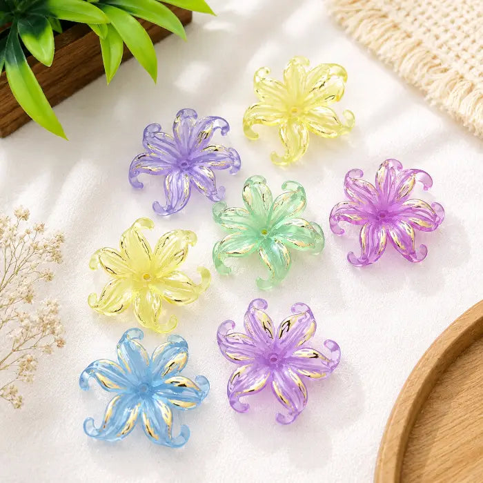 Transparent Acrylic Lily Flower Beads